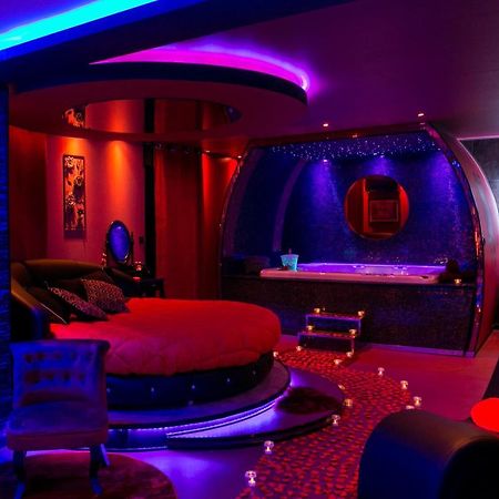 L'Insolite Spa Privatif "Suite Luxueuse-Jacuzzi" トゥールーズ エクステリア 写真