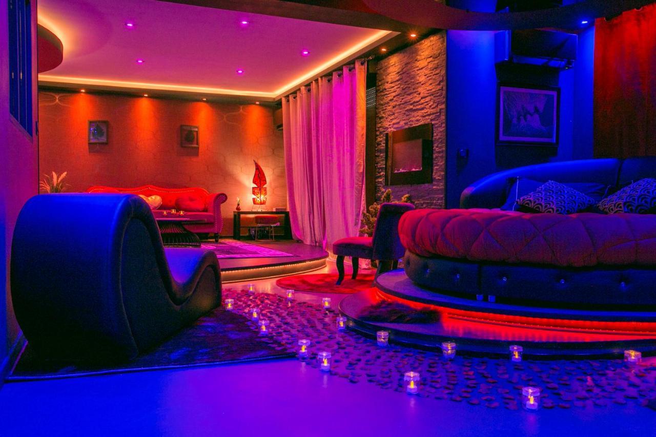 L'Insolite Spa Privatif "Suite Luxueuse-Jacuzzi" トゥールーズ エクステリア 写真