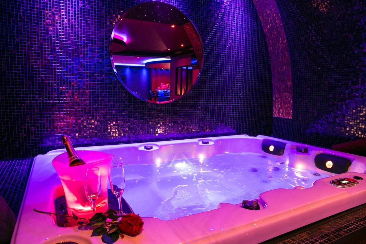 L'Insolite Spa Privatif "Suite Luxueuse-Jacuzzi" トゥールーズ エクステリア 写真
