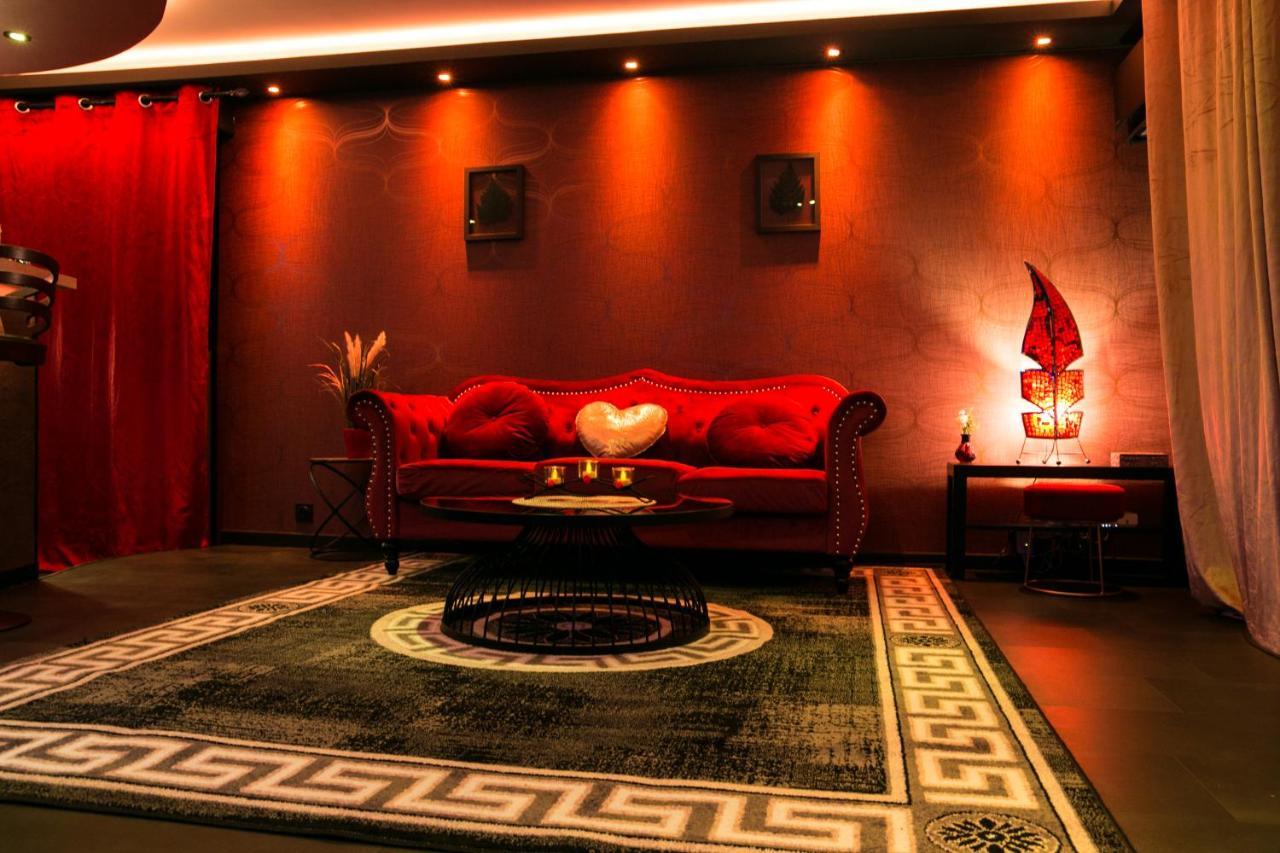 L'Insolite Spa Privatif "Suite Luxueuse-Jacuzzi" トゥールーズ エクステリア 写真
